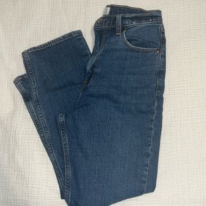 Abercrombie & Fitch Ultra High Rise Ankle Jeans